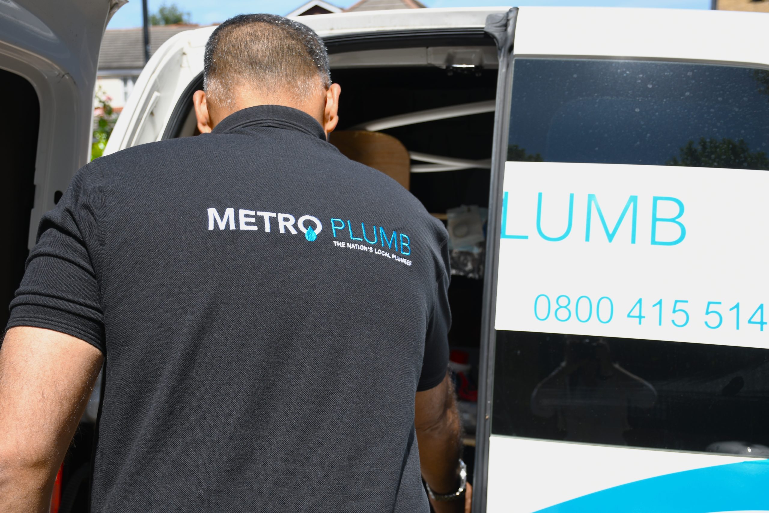 Your Nationwide Partner in Energy Efficiency Retrofits | Metro Plumb